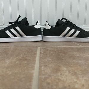 Boys Adidas canvas sneakers size 6.5